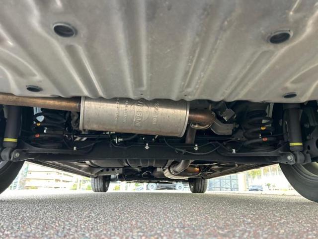 セレナ ハイウェイスターＶ　保証書／社外　１１インチ　ＳＤナビ／インテリジェントルームミラー／衝突安全装置／両側電動スライドドア／アラウンドビューモニター／車線逸脱防止支援システム／プロパイロット／ヘッドランプ　ＬＥＤ（48枚目）