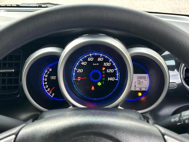 Ｎ－ＢＯＸカスタム Ｇ・Ｌパッケージ　ディスプレイオーディオ／電動スライドドア／ヘッドランプ　ＨＩＤ／ＥＴＣ／ＥＢＤ付ＡＢＳ／横滑り防止装置／アイドリングストップ／ワンセグＴＶ／禁煙車／エアバッグ　運転席／エアバッグ　助手席　盗難防止装置（12枚目）