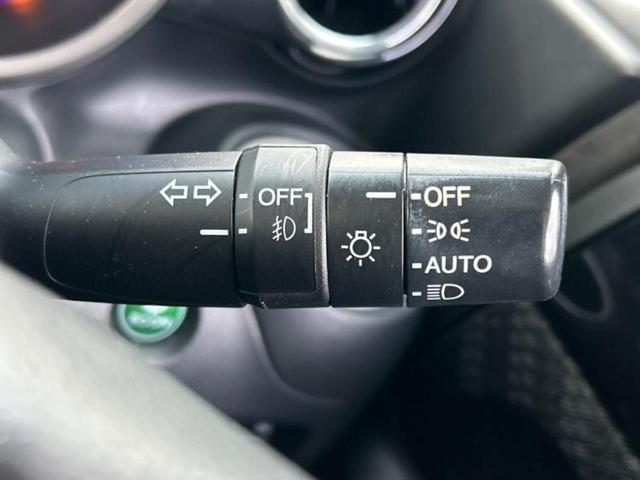 Ｎ－ＢＯＸカスタム Ｇ・Ｌパッケージ　ディスプレイオーディオ／電動スライドドア／ヘッドランプ　ＨＩＤ／ＥＴＣ／ＥＢＤ付ＡＢＳ／横滑り防止装置／アイドリングストップ／ワンセグＴＶ／禁煙車／エアバッグ　運転席／エアバッグ　助手席　盗難防止装置（14枚目）