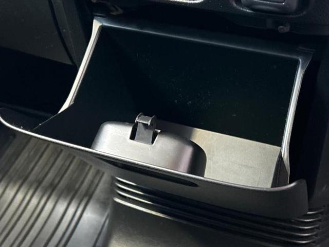 Ｎ－ＢＯＸカスタム Ｇ・Ｌパッケージ　ディスプレイオーディオ／電動スライドドア／ヘッドランプ　ＨＩＤ／ＥＴＣ／ＥＢＤ付ＡＢＳ／横滑り防止装置／アイドリングストップ／ワンセグＴＶ／禁煙車／エアバッグ　運転席／エアバッグ　助手席　盗難防止装置（38枚目）