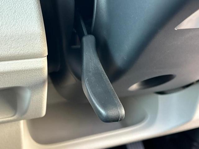 Ｎ－ＢＯＸ ヒョウジュン　純正　８インチ　ナビ／ホンダセンシング／電動スライドドア／シートヒーター　前席／車線逸脱防止支援システム／ヘッドランプ　ＬＥＤ／ＵＳＢジャック／Ｂｌｕｅｔｏｏｔｈ接続／ＥＢＤ付ＡＢＳ　バックカメラ（40枚目）