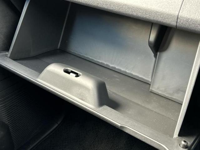 Ｎ－ＢＯＸカスタム ヒョウジュン　ディスプレイオーディオ８インチ／ホンダセンシング／両側電動スライドドア／シートヒーター　前席／車線逸脱防止支援システム／ヘッドランプ　ＬＥＤ／Ｂｌｕｅｔｏｏｔｈ接続／ＥＢＤ付ＡＢＳ　バックカメラ（29枚目）