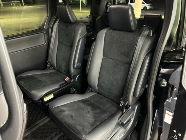 ヴォクシー ハイブリッドＺＳキラメキ３　保証書／社外　９インチ　ＳＤナビ／フリップダウンモニター／衝突安全装置／両側電動スライドドア／シートヒーター／車線逸脱防止支援システム／シート　合皮／ドライブレコーダー　社外／ヘッドランプ　ＬＥＤ（8枚目）