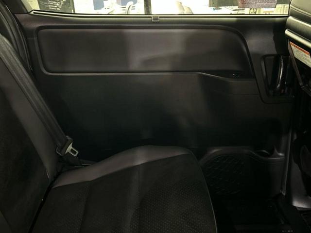 ヴォクシー ハイブリッドＺＳキラメキ３　保証書／社外　９インチ　ＳＤナビ／フリップダウンモニター／衝突安全装置／両側電動スライドドア／シートヒーター／車線逸脱防止支援システム／シート　合皮／ドライブレコーダー　社外／ヘッドランプ　ＬＥＤ（25枚目）