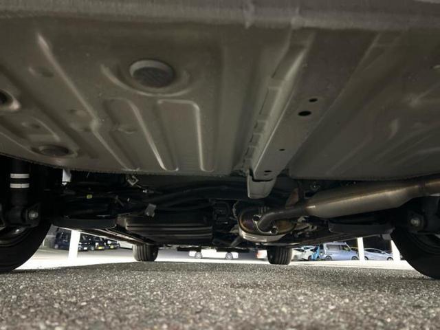 ヴォクシー ハイブリッドＺＳキラメキ３　保証書／社外　９インチ　ＳＤナビ／フリップダウンモニター／衝突安全装置／両側電動スライドドア／シートヒーター／車線逸脱防止支援システム／シート　合皮／ドライブレコーダー　社外／ヘッドランプ　ＬＥＤ（49枚目）