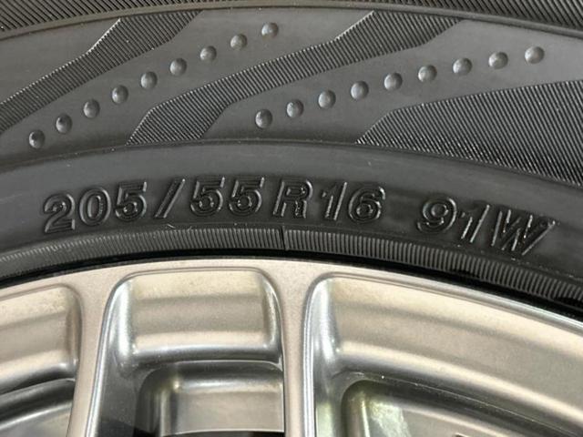 ヴォクシー ハイブリッドＺＳキラメキ３　保証書／社外　９インチ　ＳＤナビ／フリップダウンモニター／衝突安全装置／両側電動スライドドア／シートヒーター／車線逸脱防止支援システム／シート　合皮／ドライブレコーダー　社外／ヘッドランプ　ＬＥＤ（54枚目）