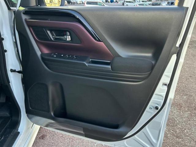 スペーシアカスタム ハイブリッドＸＳターボ　保証書／純正　９インチ　メモリーナビ／セーフティサポート（スズキ）／両側電動スライドドア／シートヒーター　前席／全方位モニター／車線逸脱防止支援システム／ヘッドランプ　ＬＥＤ／ＵＳＢジャック　ターボ（20枚目）