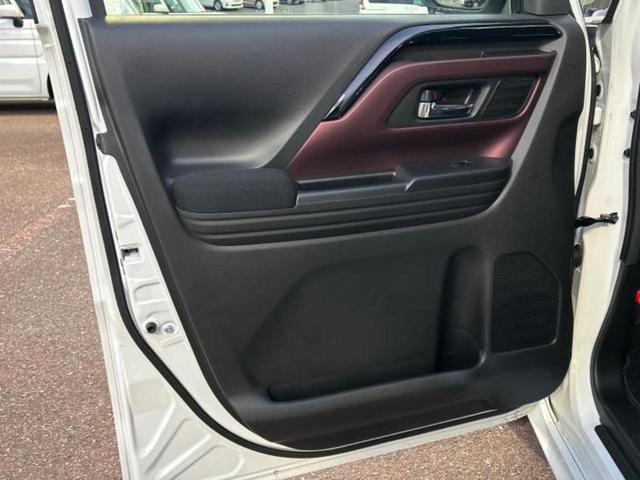 スペーシアカスタム ハイブリッドＸＳターボ　保証書／純正　９インチ　メモリーナビ／セーフティサポート（スズキ）／両側電動スライドドア／シートヒーター　前席／全方位モニター／車線逸脱防止支援システム／ヘッドランプ　ＬＥＤ／ＵＳＢジャック　ターボ（22枚目）