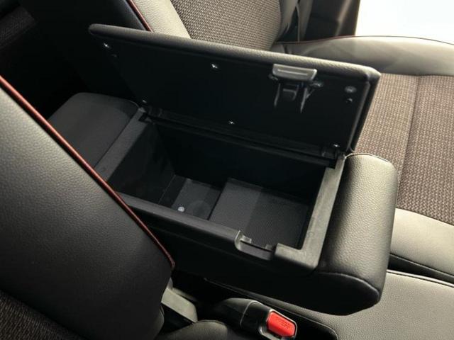 スペーシアカスタム ハイブリッドＸＳターボ　保証書／純正　９インチ　メモリーナビ／セーフティサポート（スズキ）／両側電動スライドドア／シートヒーター　前席／全方位モニター／車線逸脱防止支援システム／ヘッドランプ　ＬＥＤ／ＵＳＢジャック　ターボ（32枚目）