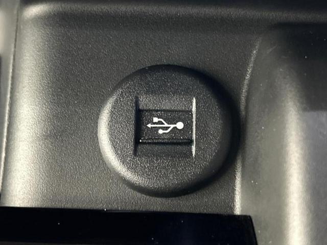 スペーシアカスタム ハイブリッドＸＳターボ　保証書／純正　９インチ　メモリーナビ／セーフティサポート（スズキ）／両側電動スライドドア／シートヒーター　前席／全方位モニター／車線逸脱防止支援システム／ヘッドランプ　ＬＥＤ／ＵＳＢジャック　ターボ（38枚目）