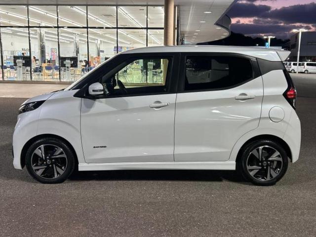 デイズ ハイウェイスターＧターボプロパイロットＥｄ　新品タイヤ／保証書／純正　９インチ　ＳＤナビ／エマージェンシーブレーキ／アラウンドビューモニター／車線逸脱防止支援システム／プロパイロット／ドライブレコーダー　純正／ヘッドランプ　ＬＥＤ　ターボ（2枚目）