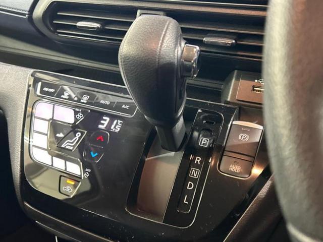 デイズ ハイウェイスターＧターボプロパイロットＥｄ　新品タイヤ／保証書／純正　９インチ　ＳＤナビ／エマージェンシーブレーキ／アラウンドビューモニター／車線逸脱防止支援システム／プロパイロット／ドライブレコーダー　純正／ヘッドランプ　ＬＥＤ　ターボ（17枚目）