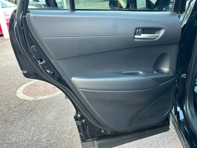 カローラクロス Ｚ　ガラスルーフ／保証書／ディスプレイオーディオ＋ナビ１０インチ／トヨタセーフティセンス／シートヒーター　前席／パノラミックビューモニター／車線逸脱防止支援システム／電動バックドア　衝突被害軽減システム（23枚目）