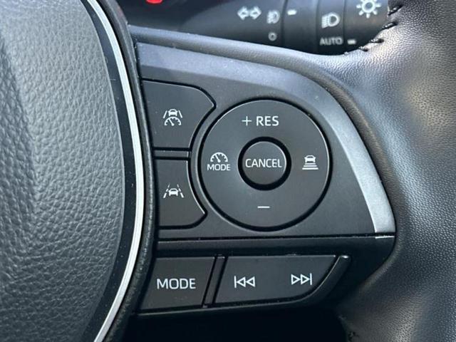 カローラクロス Ｚ　ガラスルーフ／保証書／ディスプレイオーディオ＋ナビ１０インチ／トヨタセーフティセンス／シートヒーター　前席／パノラミックビューモニター／車線逸脱防止支援システム／電動バックドア　衝突被害軽減システム（43枚目）