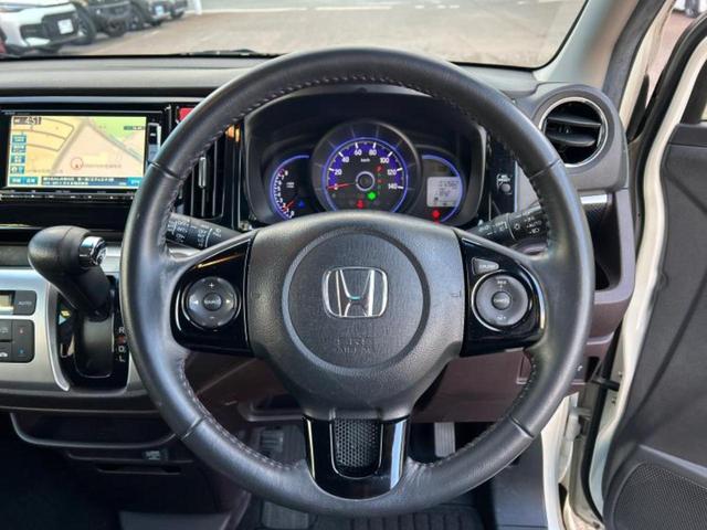 Ｎ－ＷＧＮカスタム Ｇ・Ａパッケージ　新品タイヤ／純正　ＳＤナビ／シティーブレーキアクティブシステム（ホンダ）／シート　合皮／ヘッドランプ　ＨＩＤ／Ｂｌｕｅｔｏｏｔｈ接続／ＥＢＤ付ＡＢＳ／横滑り防止装置／アイドリングストップ　バックカメラ（14枚目）