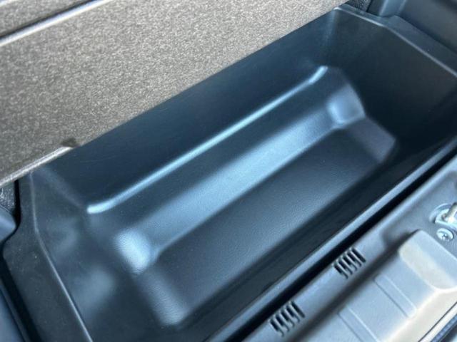 Ｎ－ＷＧＮカスタム Ｇ・Ａパッケージ　新品タイヤ／純正　ＳＤナビ／シティーブレーキアクティブシステム（ホンダ）／シート　合皮／ヘッドランプ　ＨＩＤ／Ｂｌｕｅｔｏｏｔｈ接続／ＥＢＤ付ＡＢＳ／横滑り防止装置／アイドリングストップ　バックカメラ（24枚目）