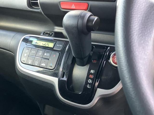 Ｎ－ＢＯＸ ＳＳパッケージ　新品タイヤ／保証書／純正　ＳＤナビ／衝突安全装置／両側電動スライドドア／Ｂｌｕｅｔｏｏｔｈ接続／ＥＢＤ付ＡＢＳ／横滑り防止装置／アイドリングストップ／バックモニター／フルセグＴＶ／エアバッグ　運転席（17枚目）