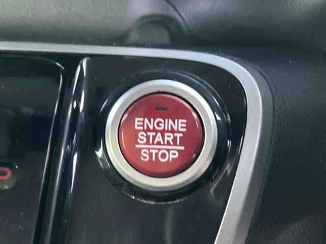 Ｎ－ＢＯＸ ＳＳパッケージ　新品タイヤ／保証書／純正　ＳＤナビ／衝突安全装置／両側電動スライドドア／Ｂｌｕｅｔｏｏｔｈ接続／ＥＢＤ付ＡＢＳ／横滑り防止装置／アイドリングストップ／バックモニター／フルセグＴＶ／エアバッグ　運転席（18枚目）