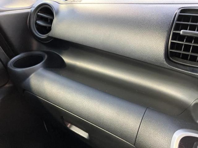 Ｎ－ＢＯＸ ＳＳパッケージ　新品タイヤ／保証書／純正　ＳＤナビ／衝突安全装置／両側電動スライドドア／Ｂｌｕｅｔｏｏｔｈ接続／ＥＢＤ付ＡＢＳ／横滑り防止装置／アイドリングストップ／バックモニター／フルセグＴＶ／エアバッグ　運転席（33枚目）