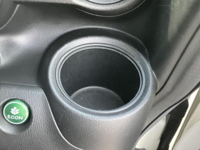 Ｎ－ＢＯＸ ＳＳパッケージ　新品タイヤ／保証書／純正　ＳＤナビ／衝突安全装置／両側電動スライドドア／Ｂｌｕｅｔｏｏｔｈ接続／ＥＢＤ付ＡＢＳ／横滑り防止装置／アイドリングストップ／バックモニター／フルセグＴＶ／エアバッグ　運転席（40枚目）