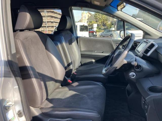 フリードスパイク Ｇジャストセレクション　保証書／純正　メモリーナビ／電動スライドドア／シート　ハーフレザー／ヘッドランプ　ＨＩＤ／Ｂｌｕｅｔｏｏｔｈ接続／ＥＴＣ／ＥＢＤ付ＡＢＳ／横滑り防止装置／バックモニター／ワンセグＴＶ／ＤＶＤ（4枚目）