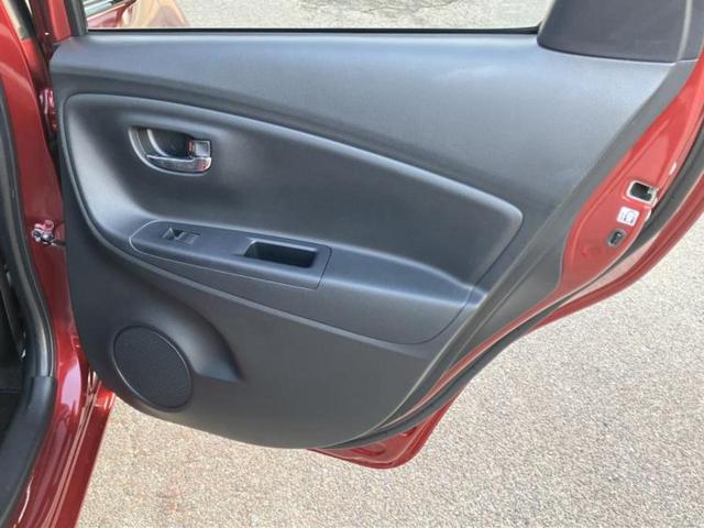 ヴィッツ ジュエラ　新品タイヤ／純正　ＳＤナビ／ヘッドランプ　ＬＥＤ／Ｂｌｕｅｔｏｏｔｈ接続／ＥＴＣ／ＥＢＤ付ＡＢＳ／アイドリングストップ／ワンセグＴＶ／エアバッグ　運転席／エアバッグ　助手席／パワーウインドウ（21枚目）