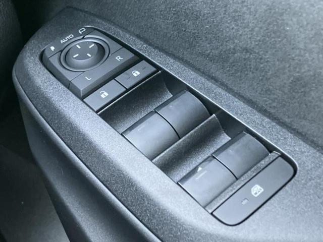 ヤリスクロス ハイブリッドＺアドベンチャー　保証書／ディスプレイオーディオ＋ナビ８インチ／トヨタセーフティセンス／シートヒーター／全方位モニター／車線逸脱防止支援システム／ドライブレコーダー　社外／ヘッドランプ　ＬＥＤ　衝突被害軽減システム（30枚目）