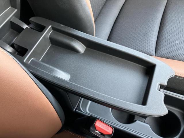 ヤリスクロス ハイブリッドＺアドベンチャー　保証書／ディスプレイオーディオ＋ナビ８インチ／トヨタセーフティセンス／シートヒーター／全方位モニター／車線逸脱防止支援システム／ドライブレコーダー　社外／ヘッドランプ　ＬＥＤ　衝突被害軽減システム（33枚目）