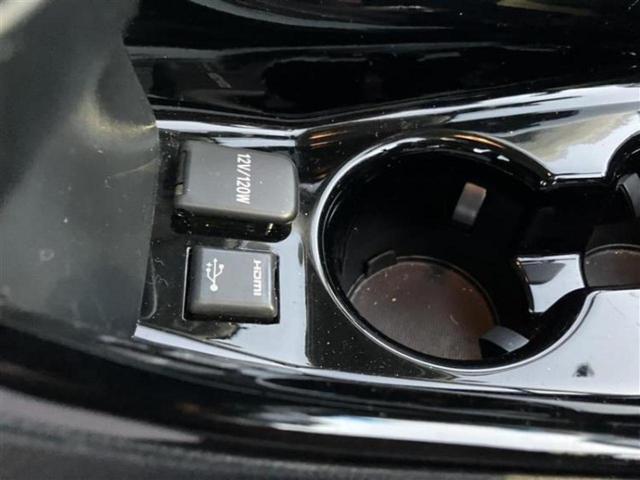 プリウス Ａツーリングセレクション　新品タイヤ／保証書／純正　９インチ　ＳＤナビ／トヨタセーフティセンス／シートヒーター　前席／車線逸脱防止支援システム／シート　合皮／パーキングアシスト　自動操舵／ドライブレコーダー　前後　ドラレコ（17枚目）