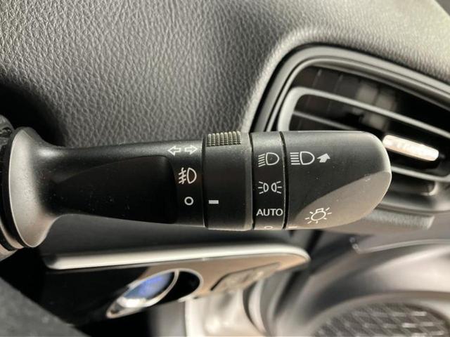 プリウス Ｓセーフティプラス　保証書／純正　ＳＤナビ／トヨタセーフティセンス／車線逸脱防止支援システム／パーキングアシスト　自動操舵／Ｂｌｕｅｔｏｏｔｈ接続／ＥＴＣ／ＥＢＤ付ＡＢＳ／横滑り防止装置／アイドリングストップ（15枚目）