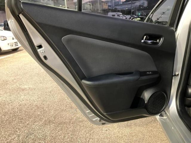 プリウス Ｓセーフティプラス　保証書／純正　ＳＤナビ／トヨタセーフティセンス／車線逸脱防止支援システム／パーキングアシスト　自動操舵／Ｂｌｕｅｔｏｏｔｈ接続／ＥＴＣ／ＥＢＤ付ＡＢＳ／横滑り防止装置／アイドリングストップ（23枚目）