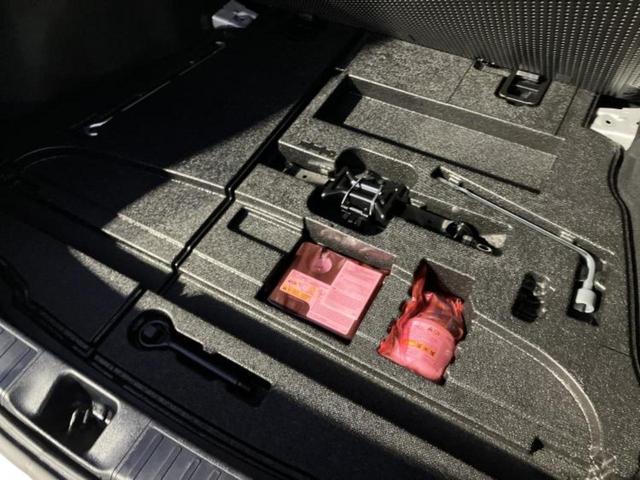 プリウス Ｓセーフティプラス　保証書／純正　ＳＤナビ／トヨタセーフティセンス／車線逸脱防止支援システム／パーキングアシスト　自動操舵／Ｂｌｕｅｔｏｏｔｈ接続／ＥＴＣ／ＥＢＤ付ＡＢＳ／横滑り防止装置／アイドリングストップ（24枚目）