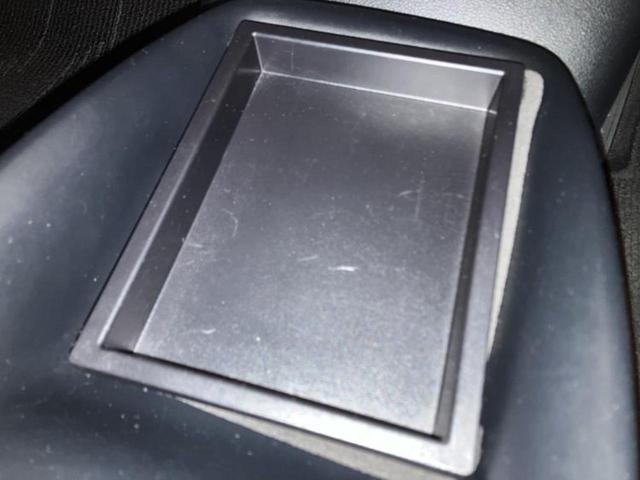 プリウス Ｓセーフティプラス　保証書／純正　ＳＤナビ／トヨタセーフティセンス／車線逸脱防止支援システム／パーキングアシスト　自動操舵／Ｂｌｕｅｔｏｏｔｈ接続／ＥＴＣ／ＥＢＤ付ＡＢＳ／横滑り防止装置／アイドリングストップ（35枚目）