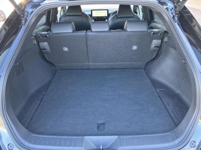 ハリアーハイブリッド Ｇ　新品タイヤ／保証書／ディスプレイオーディオ＋ナビ１２．３インチ／デジタルインナーミラー／トヨタセーフティセンス／車線逸脱防止支援システム／シート　ハーフレザー／電動バックドア　衝突被害軽減システム（8枚目）