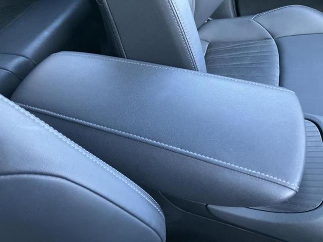 ハリアーハイブリッド Ｇ　新品タイヤ／保証書／ディスプレイオーディオ＋ナビ１２．３インチ／デジタルインナーミラー／トヨタセーフティセンス／車線逸脱防止支援システム／シート　ハーフレザー／電動バックドア　衝突被害軽減システム（32枚目）