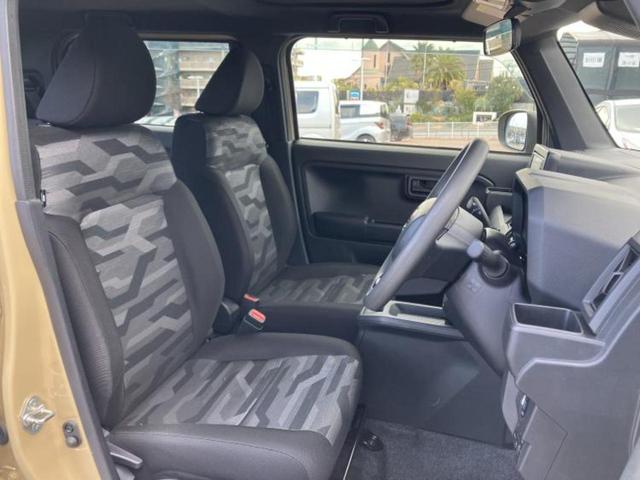 タフト Ｘ　新品タイヤ／ガラスルーフ／保証書／純正　ＳＤナビ／衝突安全装置／車線逸脱防止支援システム／ヘッドランプ　ＬＥＤ／ＵＳＢジャック／Ｂｌｕｅｔｏｏｔｈ接続／ＥＴＣ／ＥＢＤ付ＡＢＳ／横滑り防止装置（4枚目）