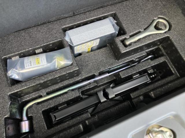 タフト Ｘ　新品タイヤ／ガラスルーフ／保証書／純正　ＳＤナビ／衝突安全装置／車線逸脱防止支援システム／ヘッドランプ　ＬＥＤ／ＵＳＢジャック／Ｂｌｕｅｔｏｏｔｈ接続／ＥＴＣ／ＥＢＤ付ＡＢＳ／横滑り防止装置（25枚目）