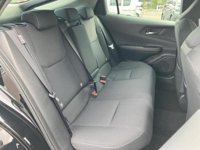 プリウス Ｇ　保証書／ディスプレイオーディオ８インチ／衝突安全装置／シートヒーター　前席／パノラミックビューモニター／車線逸脱防止支援システム／ヘッドランプ　ＬＥＤ／Ｂｌｕｅｔｏｏｔｈ接続／ＥＴＣ　全周囲カメラ（5枚目）