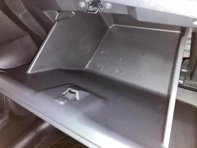 キックス Ｘツートーンインテリアエディション　保証書／純正　９インチ　ＳＤナビ／インテリジェントルームミラー／エマージェンシーブレーキ／アラウンドビューモニター／車線逸脱防止支援システム／プロパイロット／ヘッドランプ　ＬＥＤ　衝突被害軽減システム（34枚目）