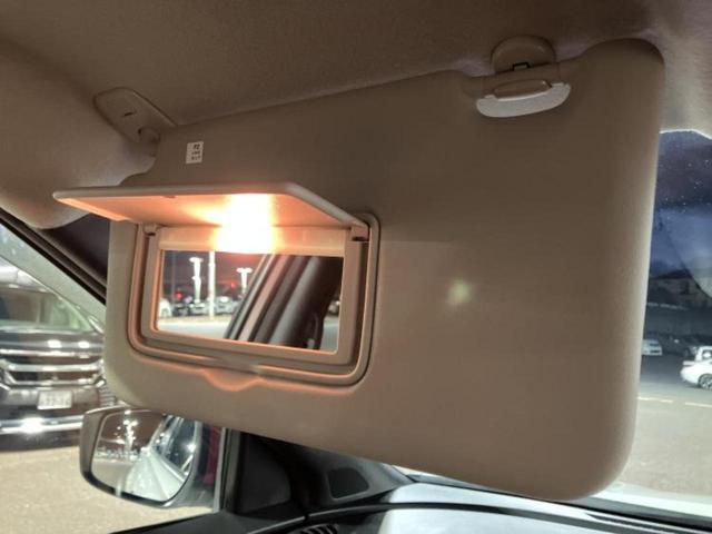 キックス Ｘツートーンインテリアエディション　保証書／純正　９インチ　ＳＤナビ／インテリジェントルームミラー／エマージェンシーブレーキ／アラウンドビューモニター／車線逸脱防止支援システム／プロパイロット／ヘッドランプ　ＬＥＤ　衝突被害軽減システム（42枚目）