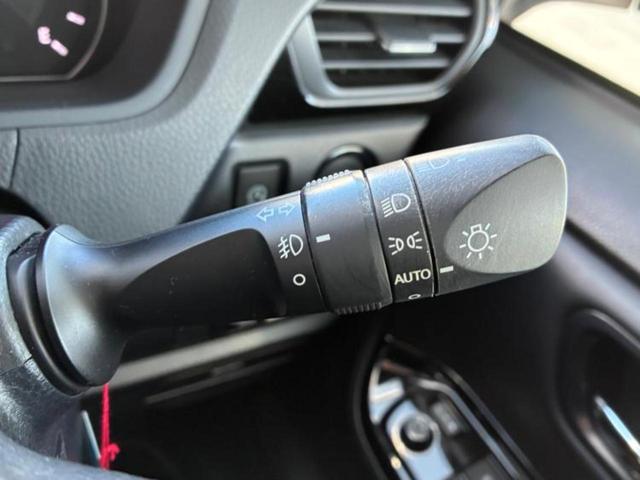 ノア Ｓｉダブルバイビー２　保証書／純正　１０インチ　ＳＤナビ／フリップダウンモニター　純正　１２．１インチ／トヨタセーフティセンス／両側電動スライドドア／車線逸脱防止支援システム／ドライブレコーダー　前後　衝突被害軽減システム（16枚目）