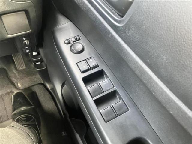 Ｎ－ＢＯＸ Ｇ　新品タイヤ／純正　ＳＤナビ／ＥＴＣ／ＥＢＤ付ＡＢＳ／横滑り防止装置／アイドリングストップ／フルセグＴＶ／エアバッグ　運転席／エアバッグ　助手席／パワーウインドウ／キーレスエントリー／オートエアコン（14枚目）