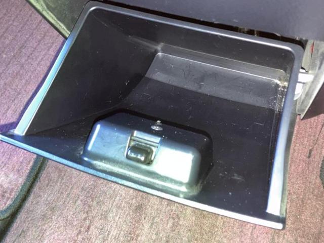 ヴェルファイア Ｚ　保証書／社外　１０インチ　ＳＤナビ／両側電動スライドドア／ドライブレコーダー　社外／ヘッドランプ　ＬＥＤ／Ｂｌｕｅｔｏｏｔｈ接続／ＥＴＣ／ＥＢＤ付ＡＢＳ／横滑り防止装置／バックモニター　バックカメラ（41枚目）