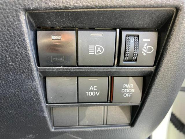 ノア ハイブリッドＳ－Ｚ　保証書／ディスプレイオーディオ＋ナビ１０インチ／デジタルインナーミラー／衝突安全装置／両側電動スライドドア／シートヒーター／パノラミックビューモニター／車線逸脱防止支援システム　衝突被害軽減システム（14枚目）