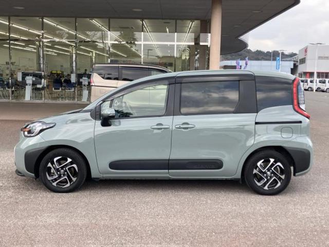 シエンタ ハイブリッドＺ　保証書／ディスプレイオーディオ＋ナビ１０インチ／衝突安全装置／両側電動スライドドア／シートヒーター　前席／パノラミックビューモニター／車線逸脱防止支援システム／ヘッドランプ　ＬＥＤ　全周囲カメラ（2枚目）