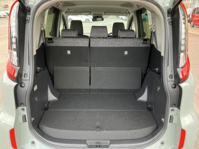 シエンタ ハイブリッドＺ　保証書／ディスプレイオーディオ＋ナビ１０インチ／衝突安全装置／両側電動スライドドア／シートヒーター　前席／パノラミックビューモニター／車線逸脱防止支援システム／ヘッドランプ　ＬＥＤ　全周囲カメラ（8枚目）