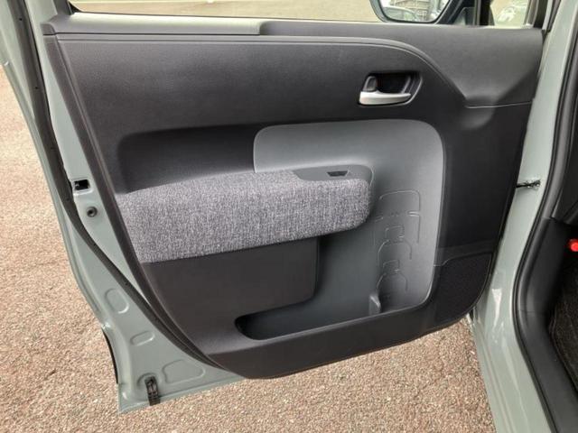 シエンタ ハイブリッドＺ　保証書／ディスプレイオーディオ＋ナビ１０インチ／衝突安全装置／両側電動スライドドア／シートヒーター　前席／パノラミックビューモニター／車線逸脱防止支援システム／ヘッドランプ　ＬＥＤ　全周囲カメラ（22枚目）