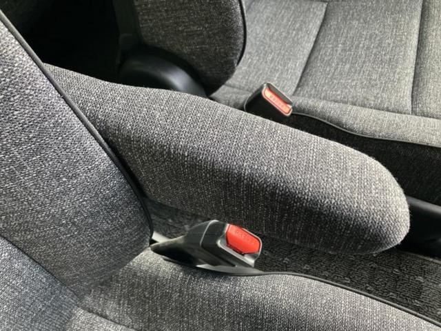 シエンタ ハイブリッドＺ　保証書／ディスプレイオーディオ＋ナビ１０インチ／衝突安全装置／両側電動スライドドア／シートヒーター　前席／パノラミックビューモニター／車線逸脱防止支援システム／ヘッドランプ　ＬＥＤ　全周囲カメラ（34枚目）