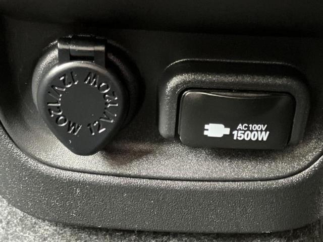 シエンタ ハイブリッドＺ　保証書／ディスプレイオーディオ＋ナビ１０インチ／衝突安全装置／両側電動スライドドア／シートヒーター　前席／パノラミックビューモニター／車線逸脱防止支援システム／ヘッドランプ　ＬＥＤ　全周囲カメラ（42枚目）