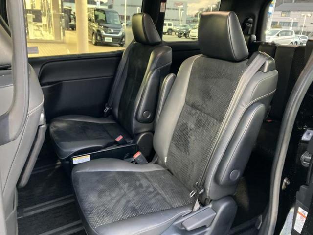 ヴォクシー ＺＳキラメキ３　保証書／純正　１０インチ　ＳＤナビ／フリップダウンモニター　純正　１２．１インチ／衝突安全装置／両側電動スライドドア／車線逸脱防止支援システム／シート　ハーフレザー／ドライブレコーダー　前後　ドラレコ（8枚目）